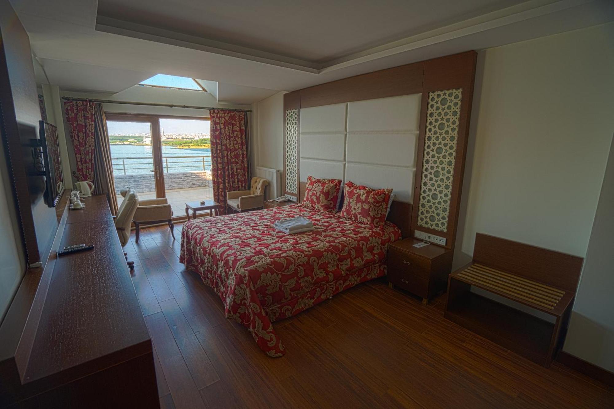 Sea Golden Hotel Darıca Esterno foto